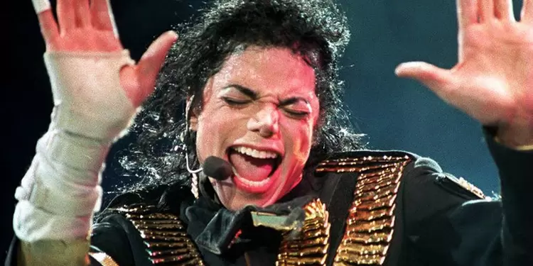 Michael Jackson y sus mejores pasos para recordarlo en su cumpleaños.