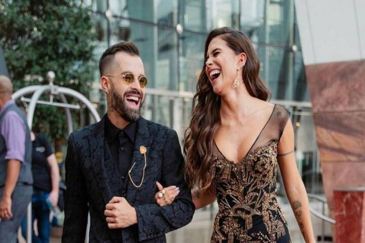 Greeicy Rendón y Mike Bahía, fueron retenidos en Ecuador