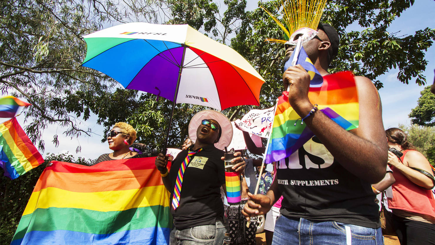 Uganda penaliza a las personas se identifiquen como LGBTIQ+