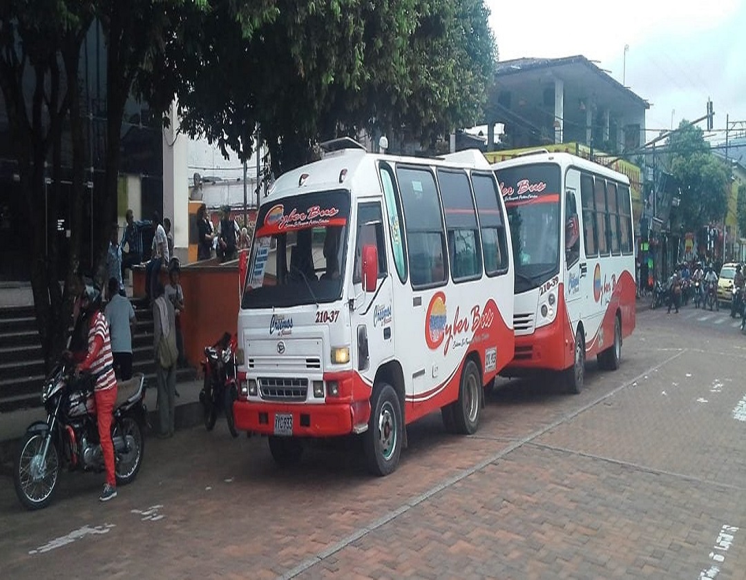 Rutas de buses dejaran de prestarse desde el próximo lunes.