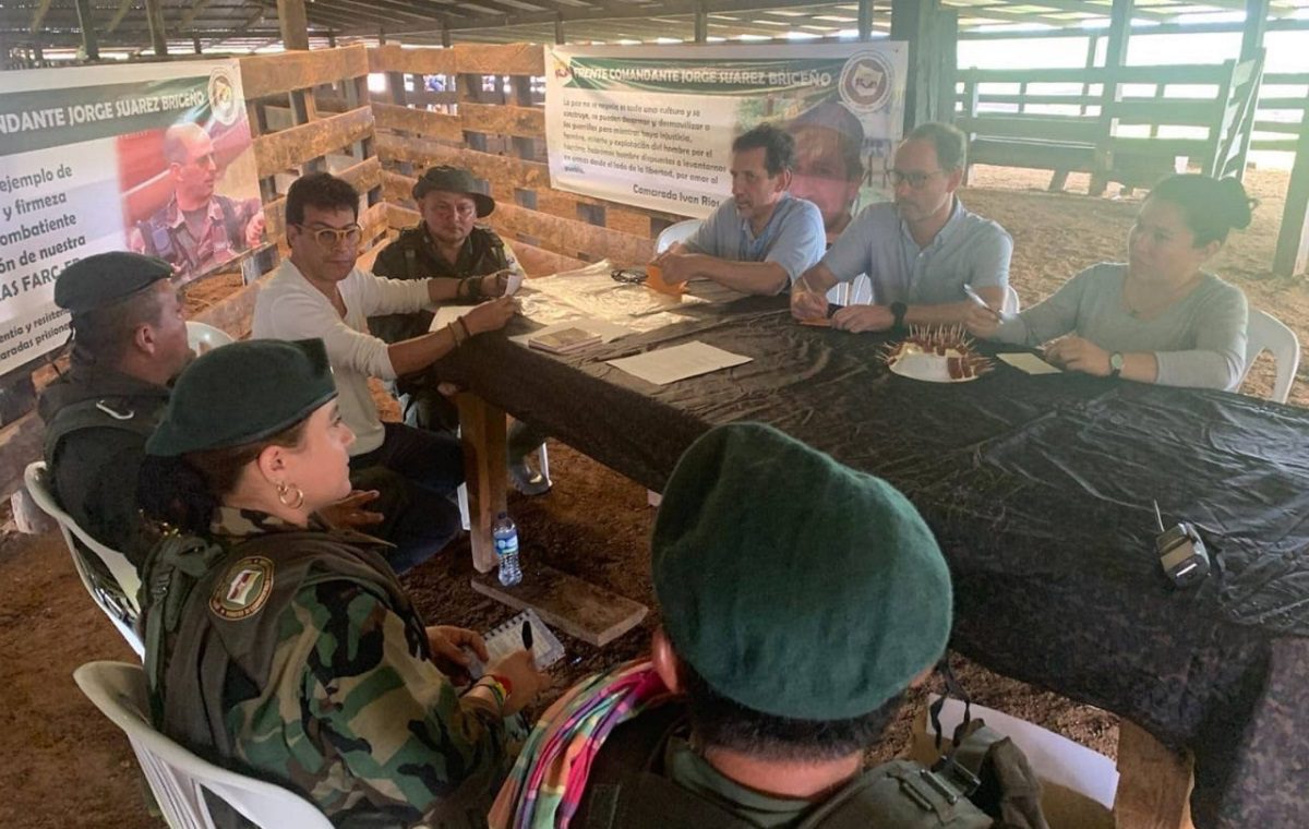 Gobierno y disidencias de las Farc se reunieron en Caquetá.