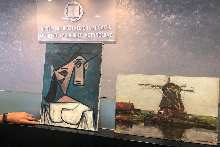 Video: Policías encontraron cuadro de Picasso robado y lo dejaron caer en plena rueda de prensa