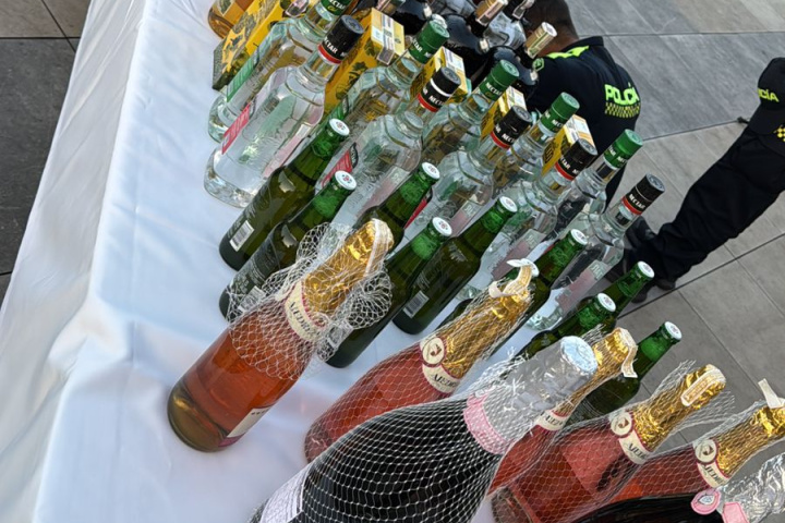 Duro golpe al licor adulterado