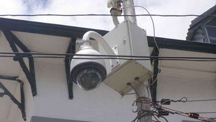 Avanza el recambio e instalación de cámaras de seguridad en Florencia.