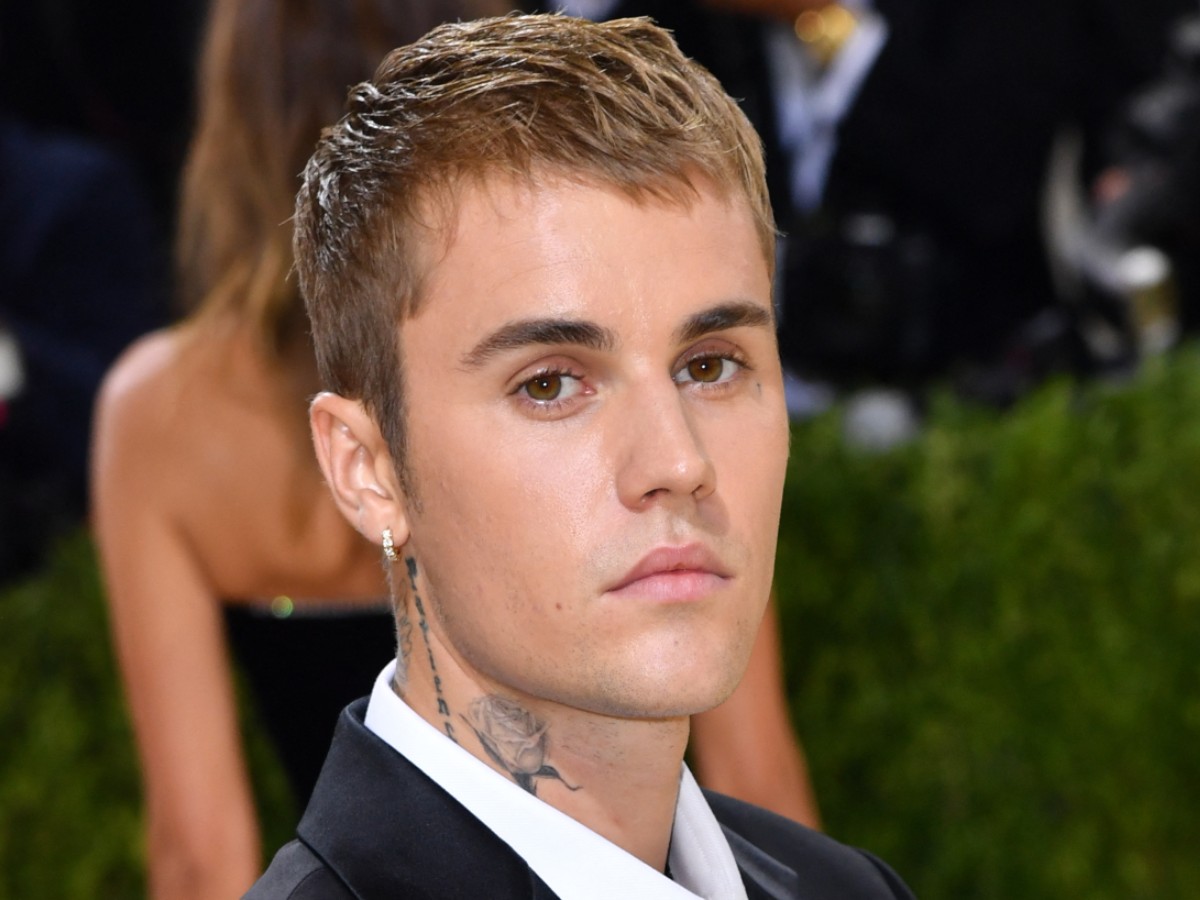 Justin Bieber tiene parálisis facial por extraña enfermedad: Así lo reveló en un video
