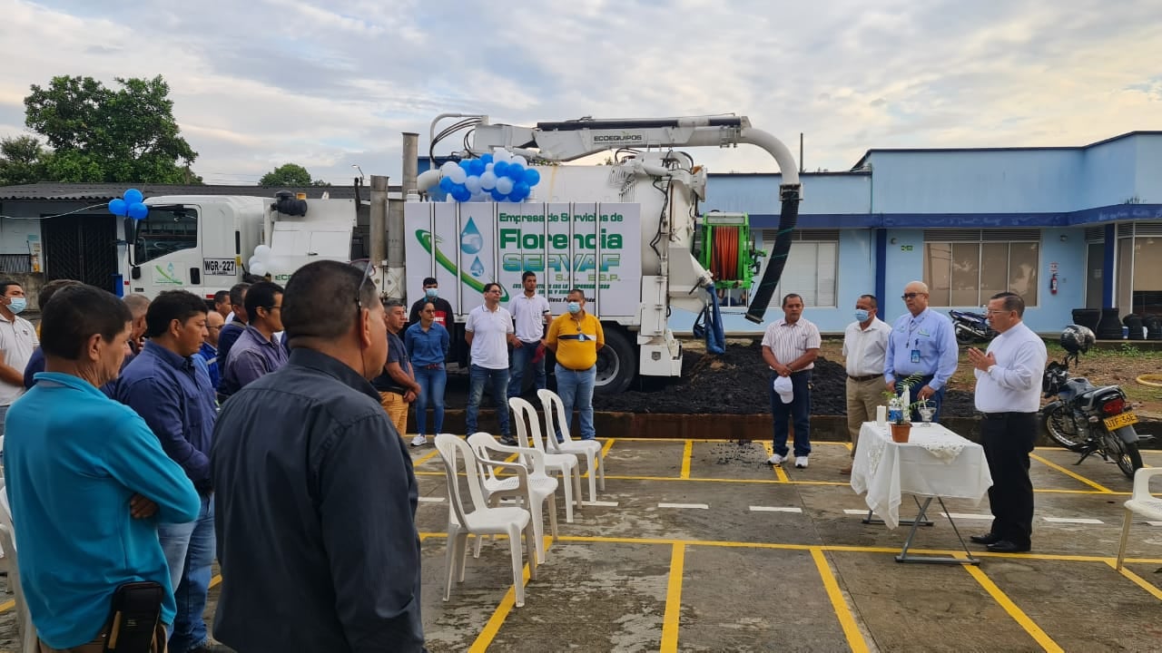 En funcionamiento maquina Vactor en Florencia.