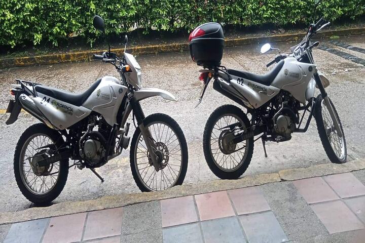 Mal parqueados a la entrada de la terminal serán sancionados