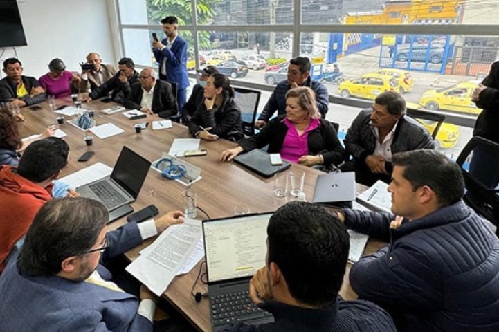 Agencia Catastral de Cundinamarca se reunió con líderes comunitarios