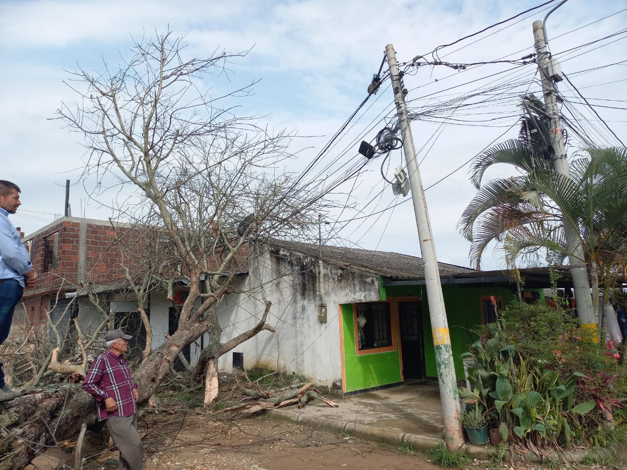 Vendaval deja grandes estragos en La Ulloa durante esta madrugada