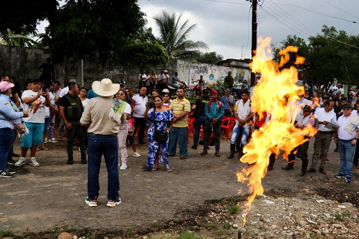 Corregimiento la Esmeralda cuenta ahora con gas domiciliario.