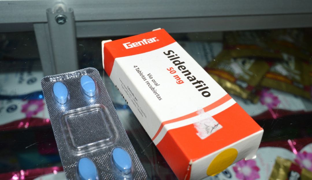 Inspeccionan droguería que vendio Viagra a jóvenes