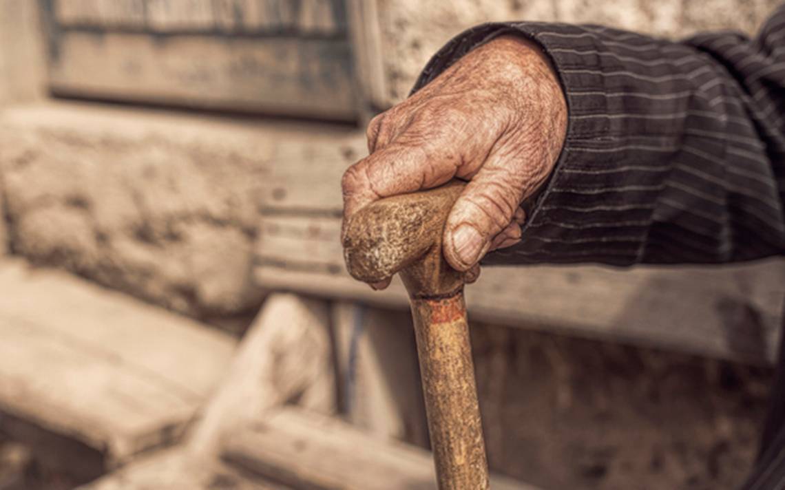 Abuelitos llevan 3 meses sin recibir recuros para alimentación.