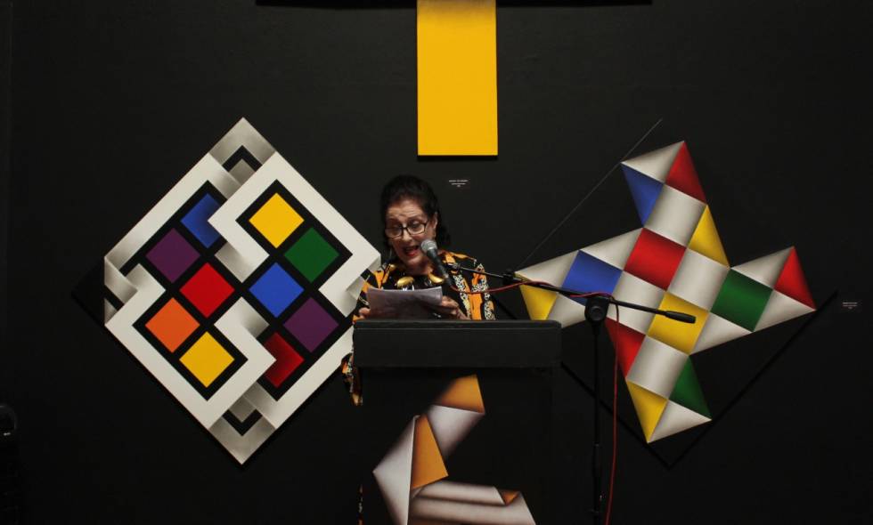 Roldanillo se prepara para el encuentro de mujeres poetas en el Museo Rayo