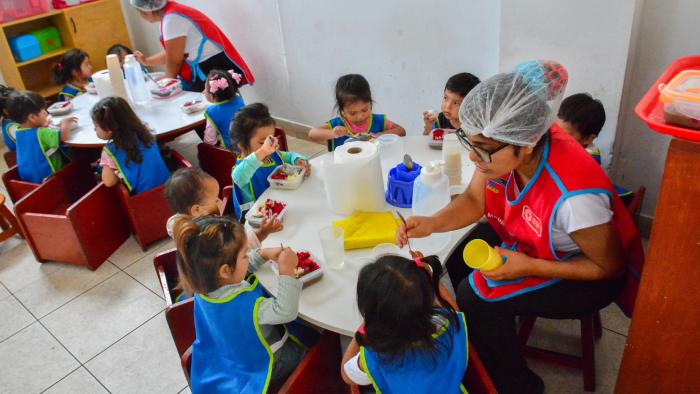 Madres cuidadoras realizan gran caminata exigiendo la garantia de sus derechos