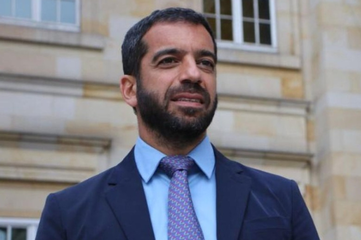 Orden de captura contra el exsenador Arturo Char