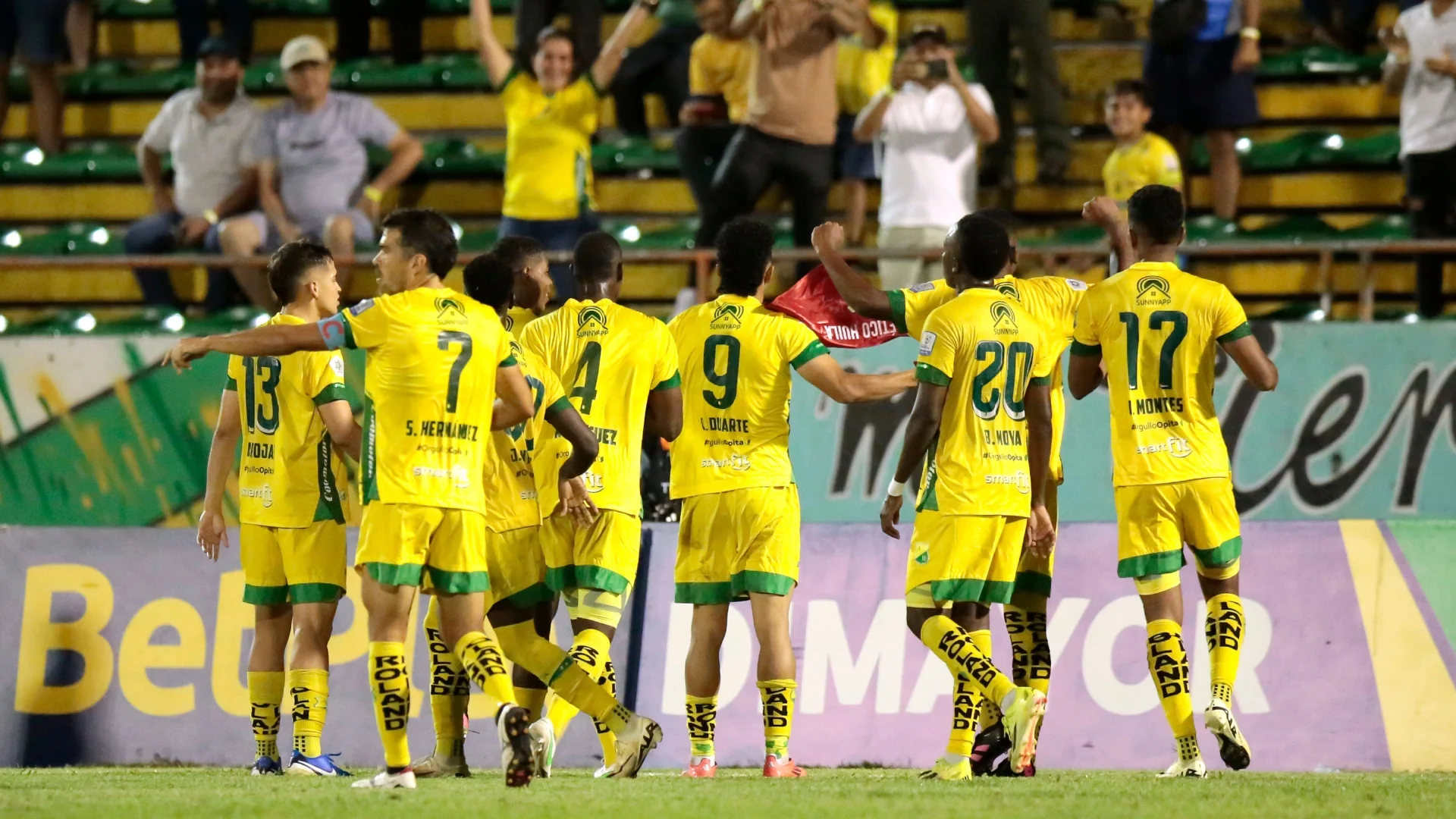 Atlético Huila recibirá hoy al Barranquilla a puerta cerrada