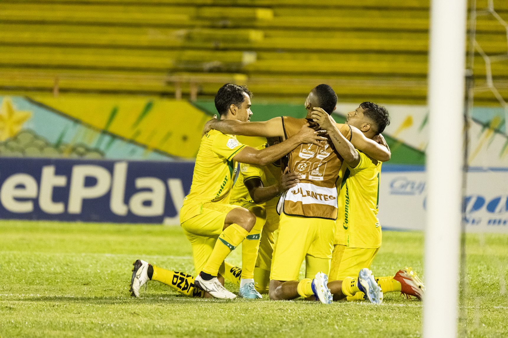 [AUDIO] Atlético Huila clasificó a los cuadrangulares de ascenso a falta de una fecha