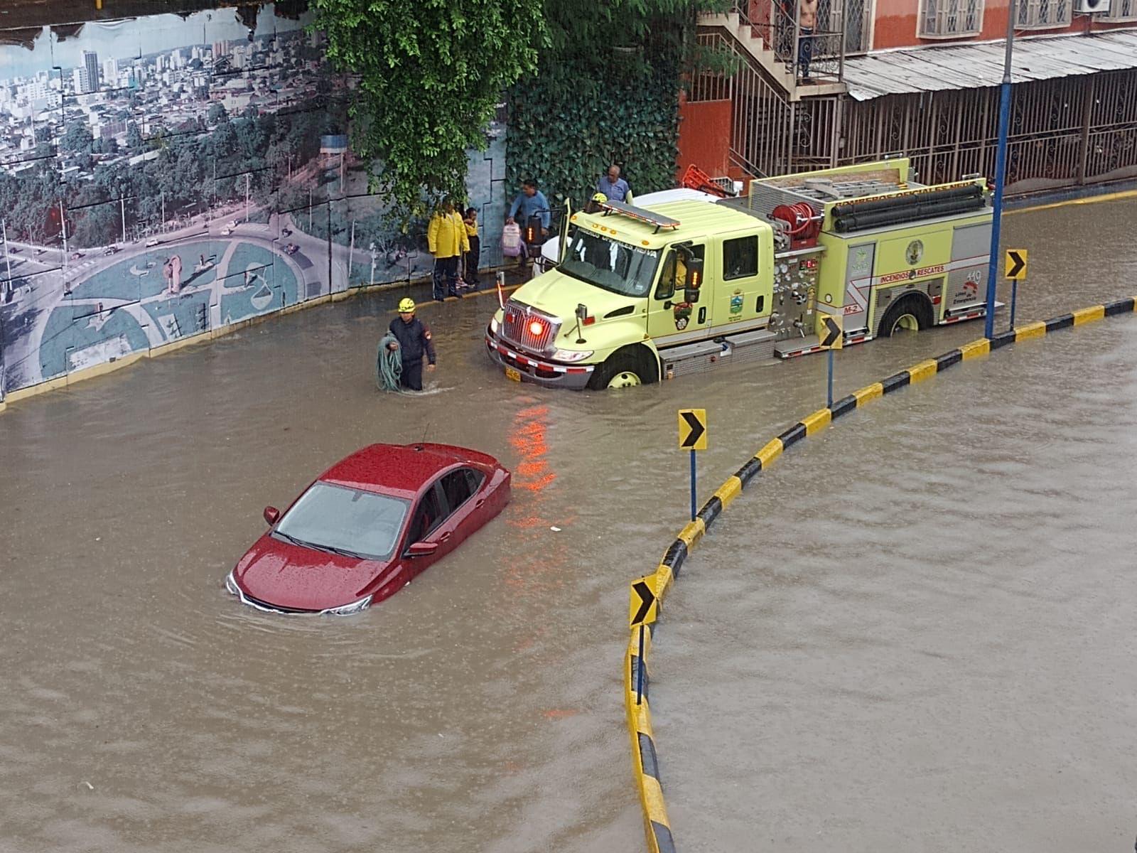 Lluvias dejan múltiples emergencias