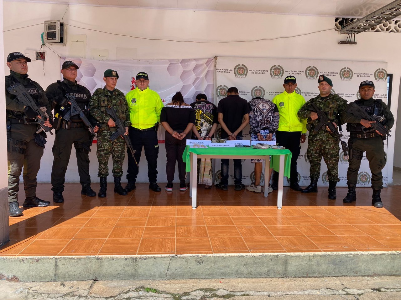 Ejército Nacional captura a cuatro presuntos integrantes del Grupo Delincuencial Organizado Los del Río