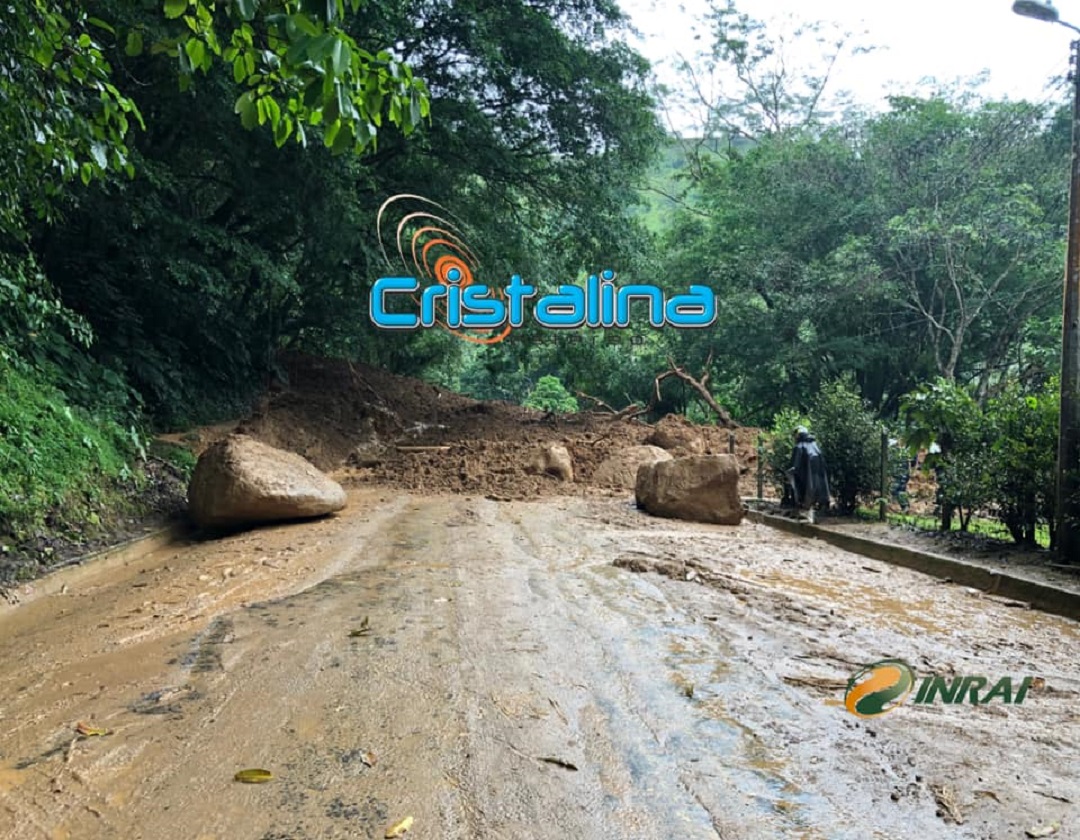 Cierre en la carretera Florencia – Suaza.