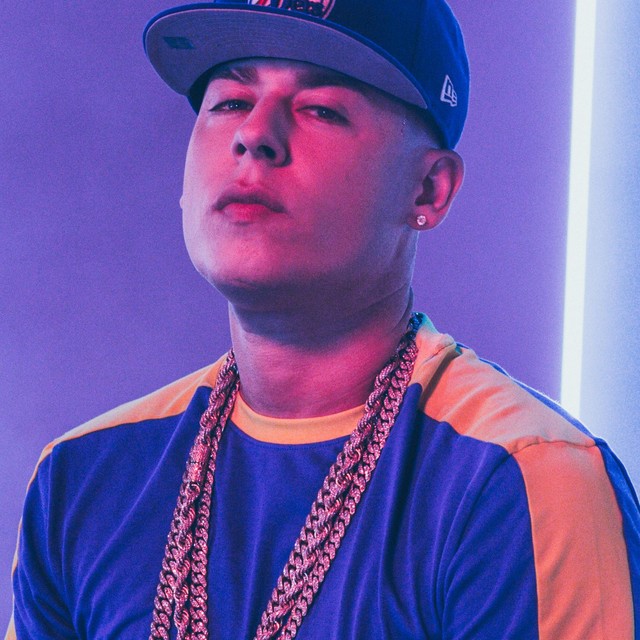 Cosculluela recibe una sentencia de "tres años en probatoria" por agresión machista.
