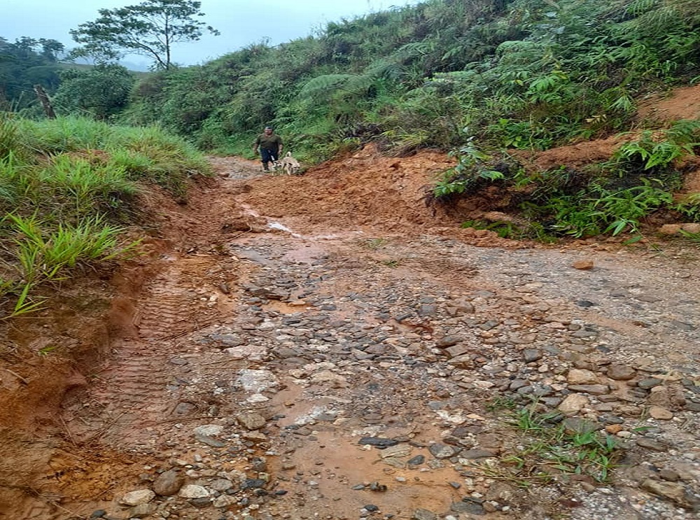 Persiste la emergencia vial en Caquetá.