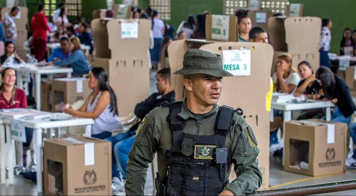 [AUDIO] Más de 220 mil hombres y mujeres de la Fuerza Pública cuidarán las elecciones regionales