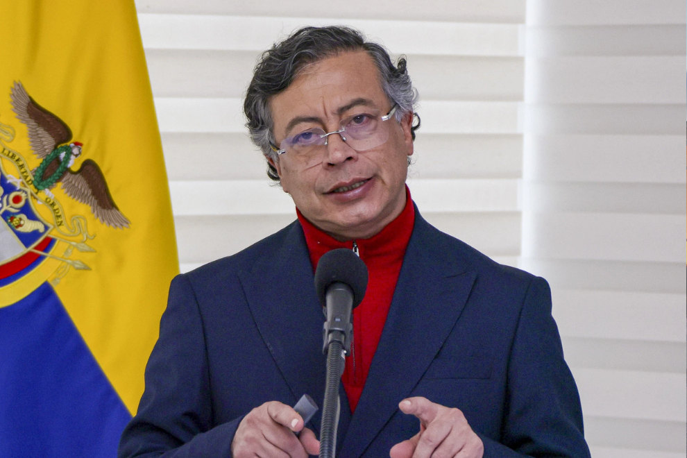 Petro desconoce el preconteo electoral y desata una ola de respuestas en defensa del sistema