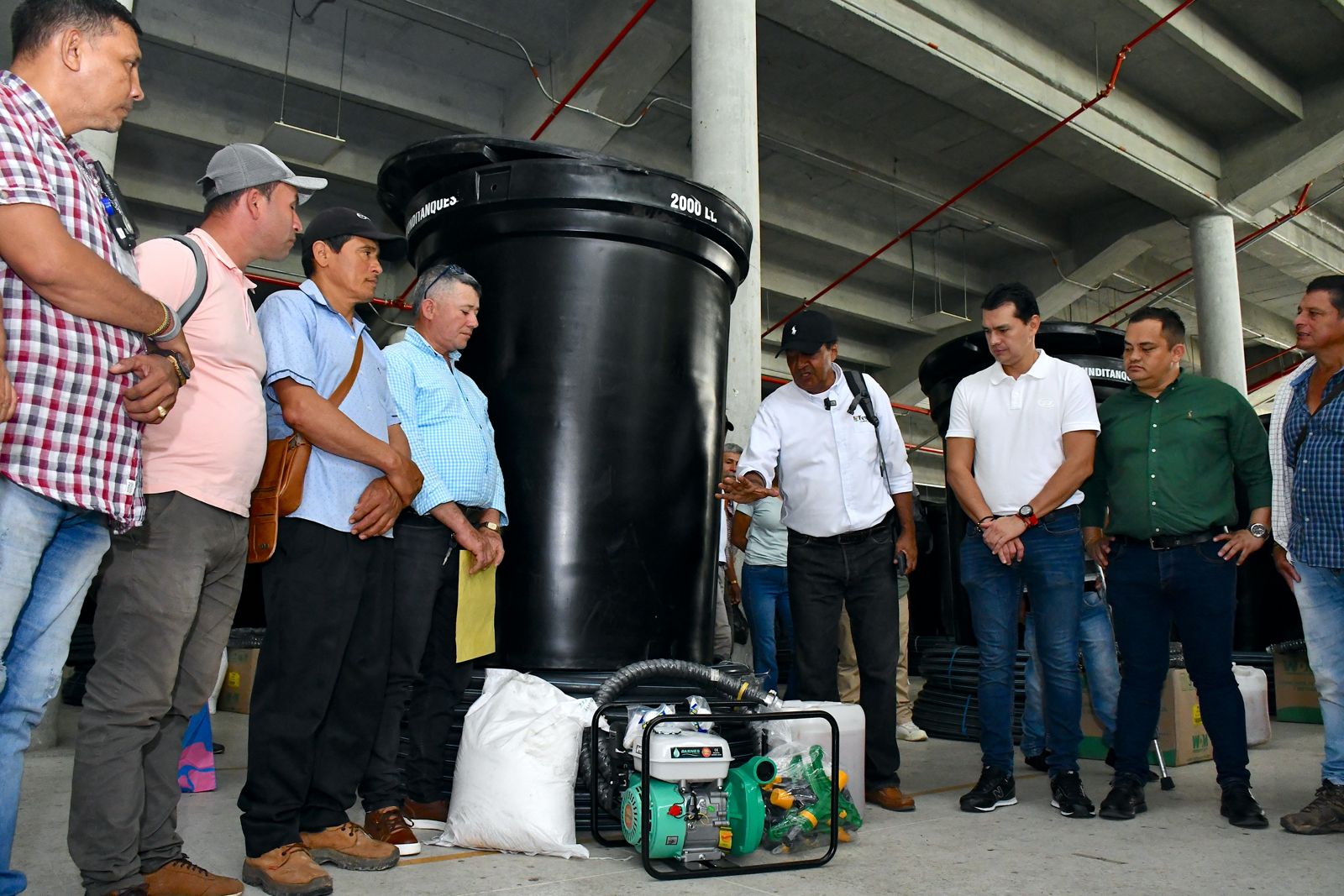 Productores de zona rural de Neiva recibieron kits de agricultura