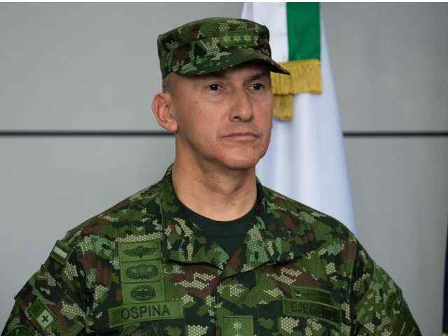 Indagación a Comandante del Ejército por supuesto plan para atentar contra el fiscal Barbosa