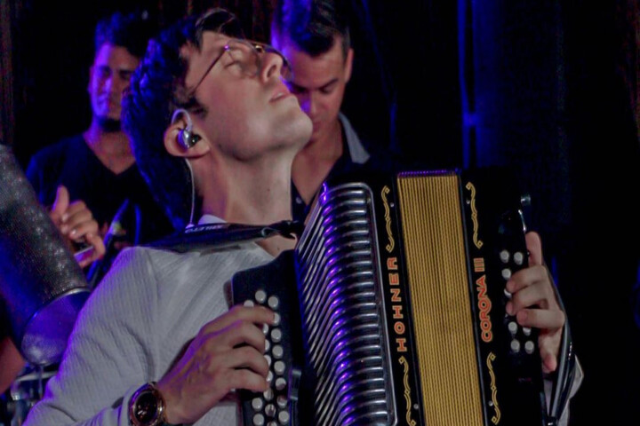 LOS ARTISTAS DEL GENERO DEL VALLENATO ESTÁN DE LUTO