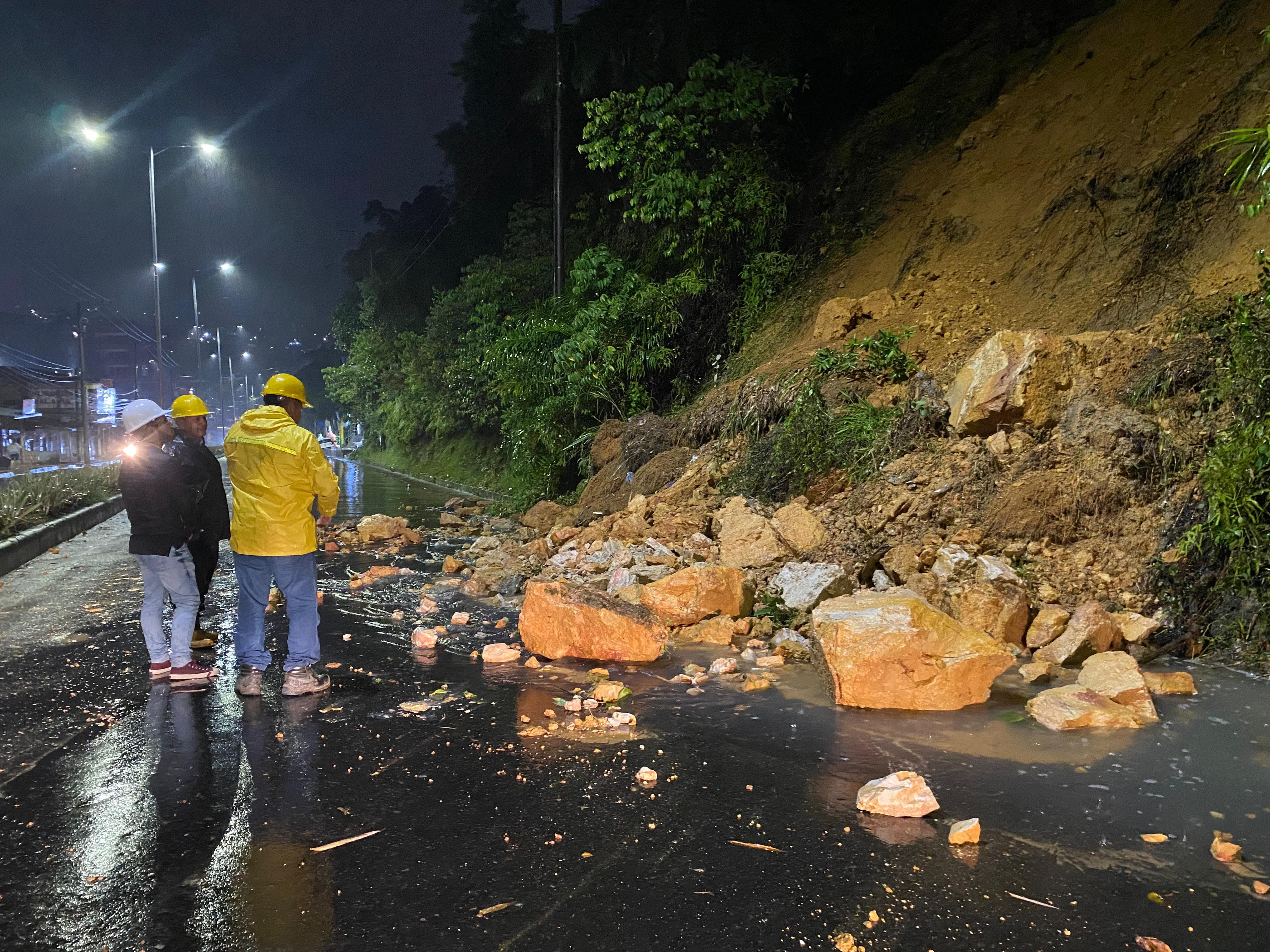 Cierre en uno de los carriles de la avenida Circunvalar