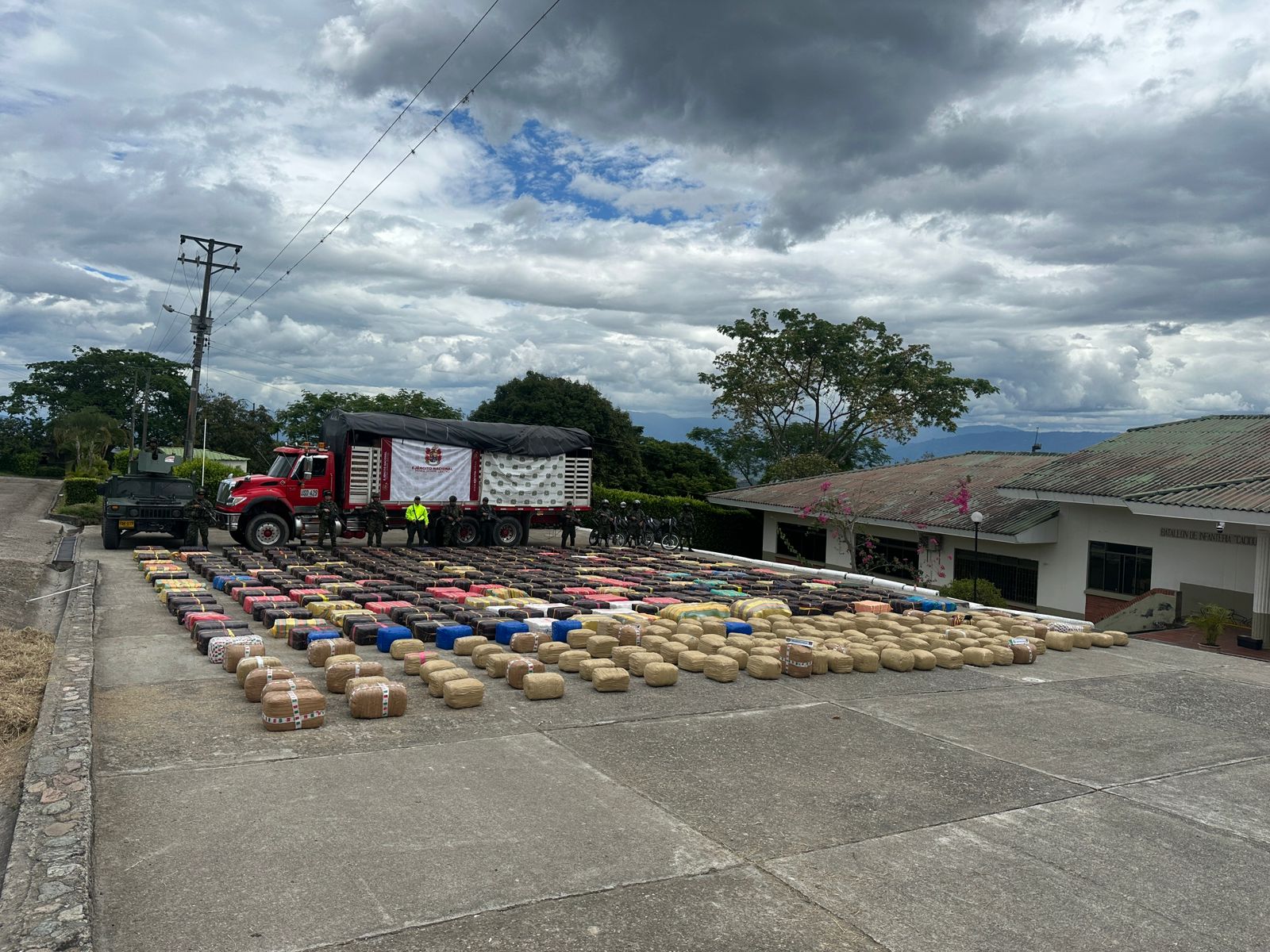 El Ejército asesta el mayor golpe al narcotráfico en el Huila
