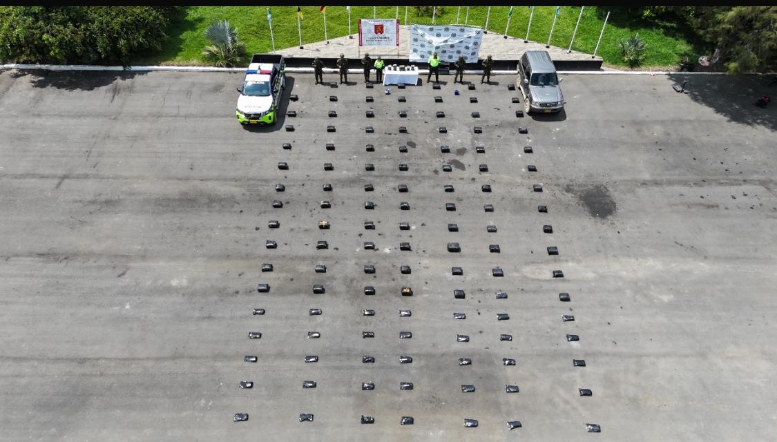 Se logró la incautación de 440 kilogramos de marihuana en un operativo realizado en la vía Pitalito-Saladoblanco.