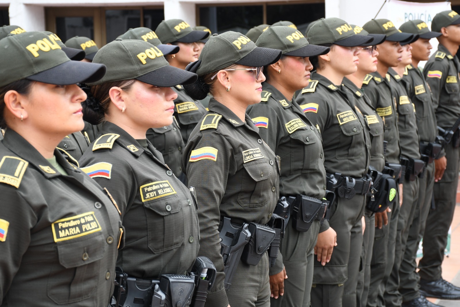 Llegan nuevos uniformados