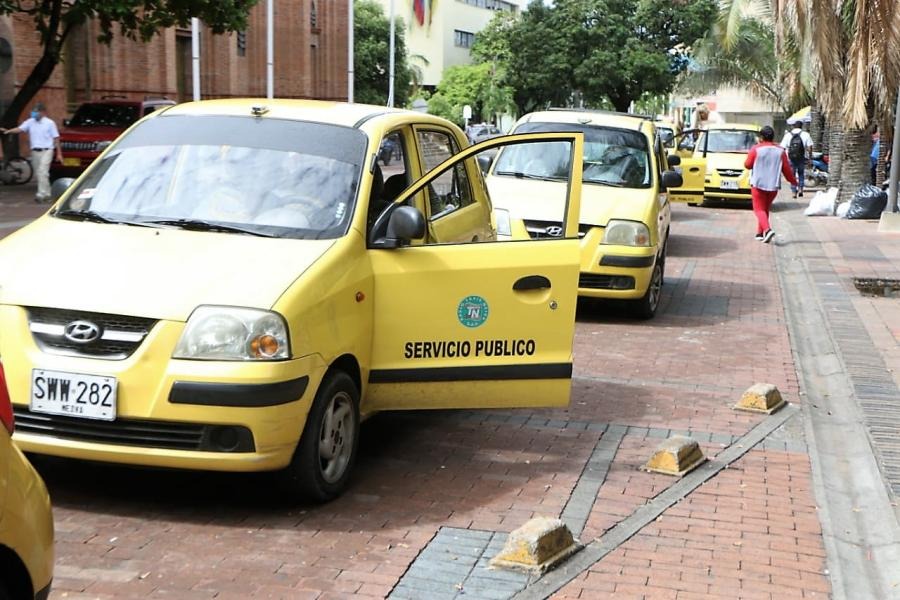 Mas de 2 mil vehículos de servicio tipo taxi están disponibles para la Semana Santa