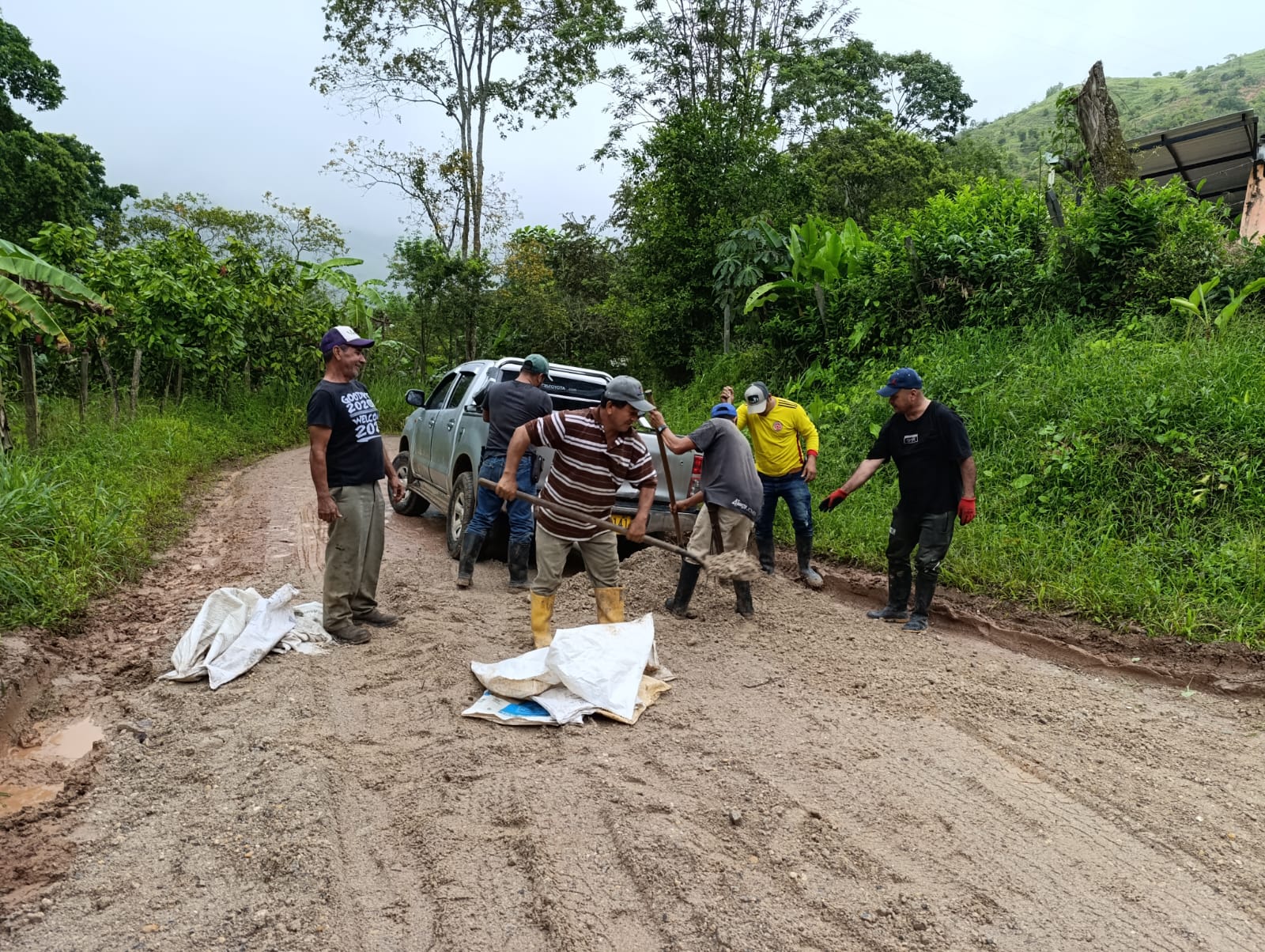 Lluvias siguen afectando vías de la zona rural del municipio
