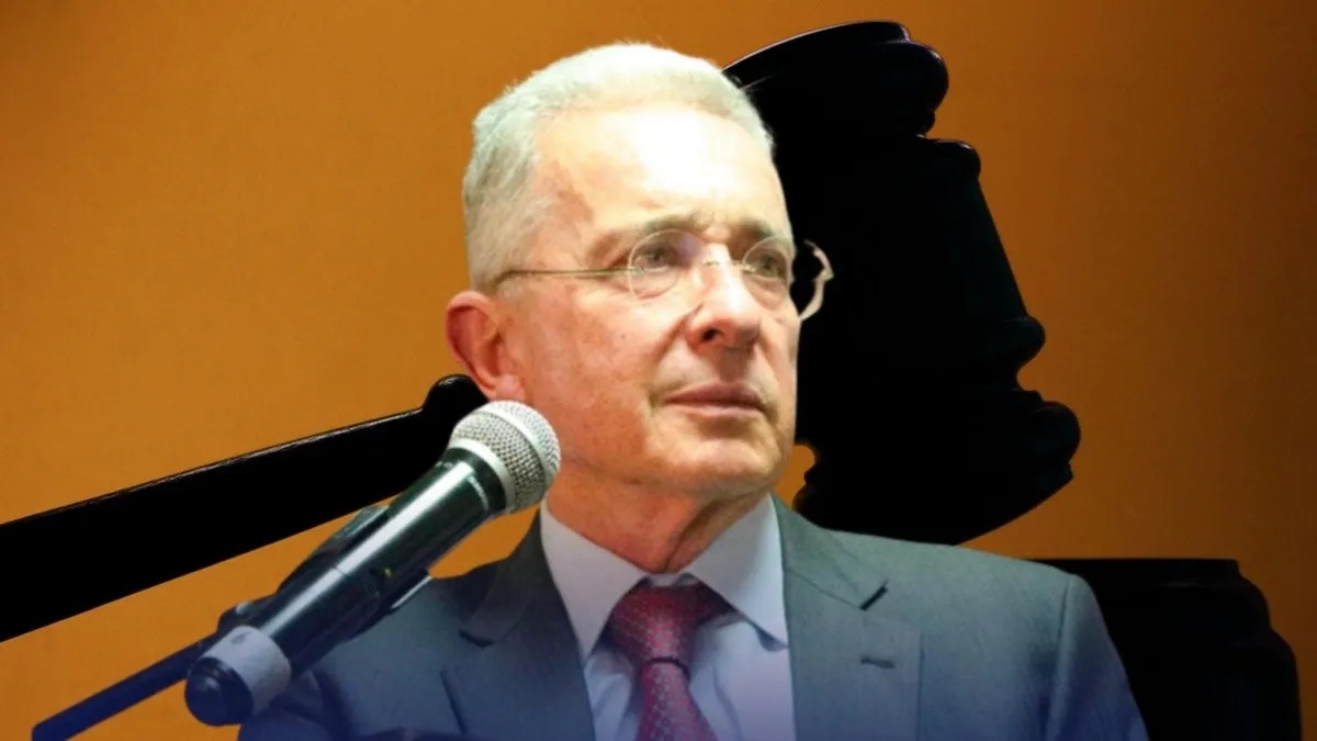 Corte Suprema confirma libertad de Álvaro Uribe mientras se resuelve apelación de condena