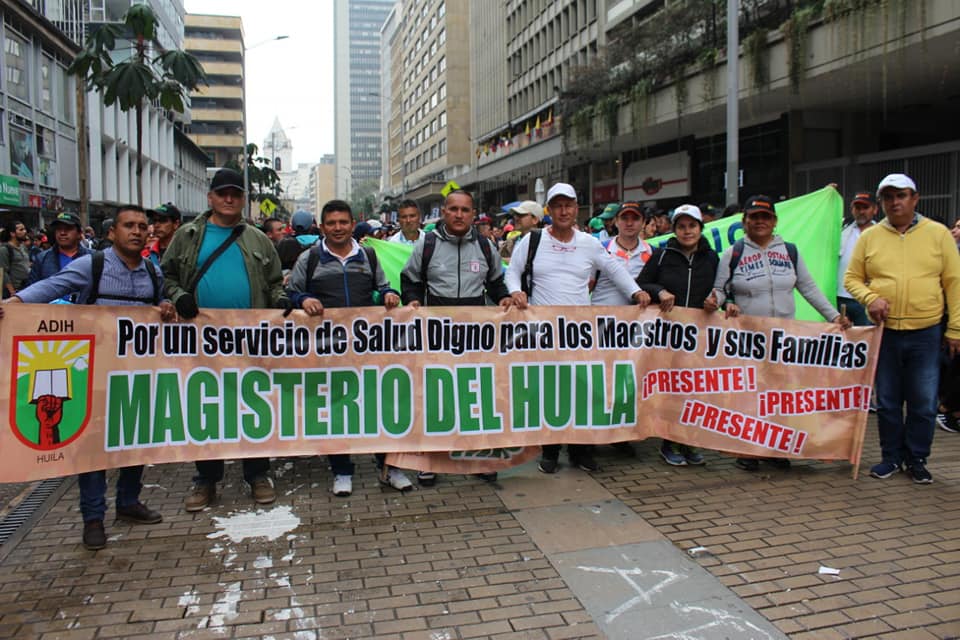 Más de 200.000 estudiantes del Huila sin clases por paro nacional de maestros, según la ADIH