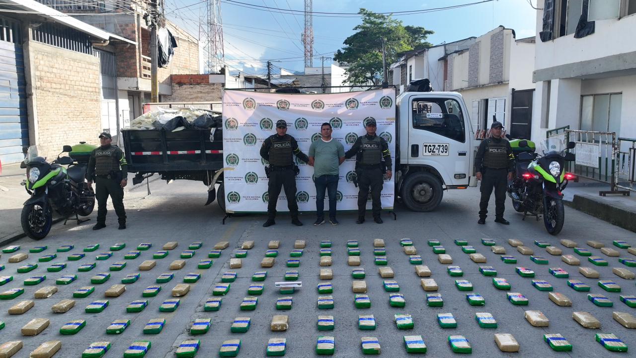 Golpe a las disidencias: Policía incauta 1.400 kilos de marihuana en el Huila