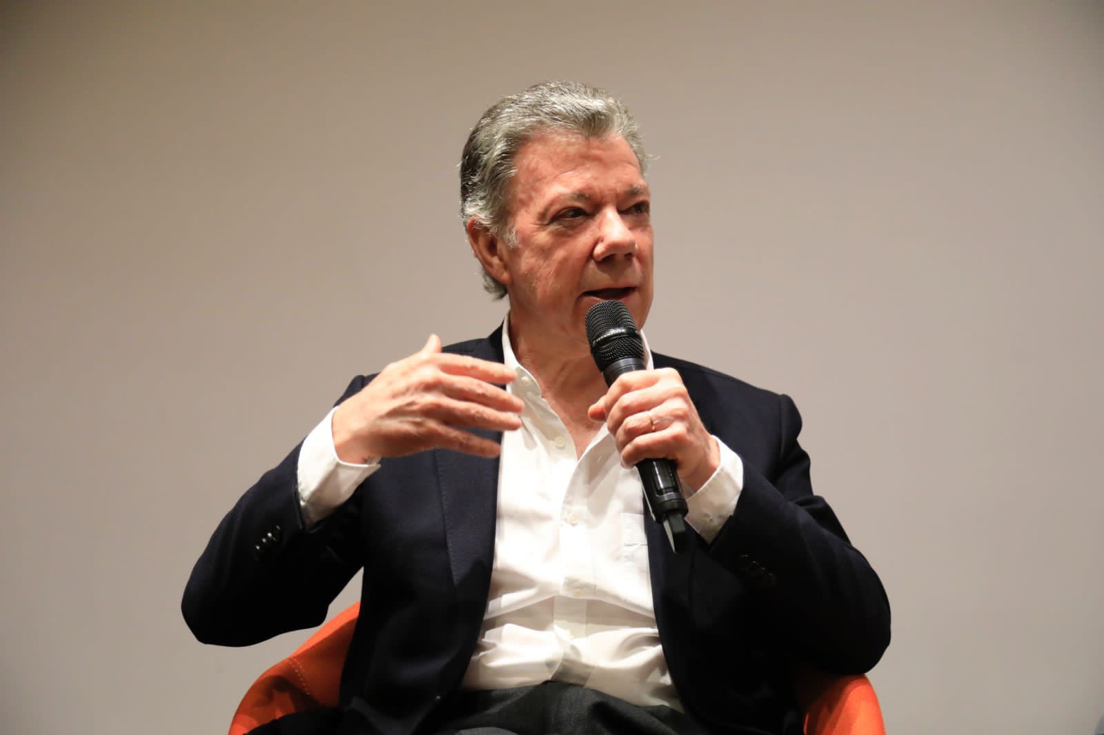 [AUDIO] Usar el acuerdo de paz con las Farc para convocar a una Constituyente es un absurdo