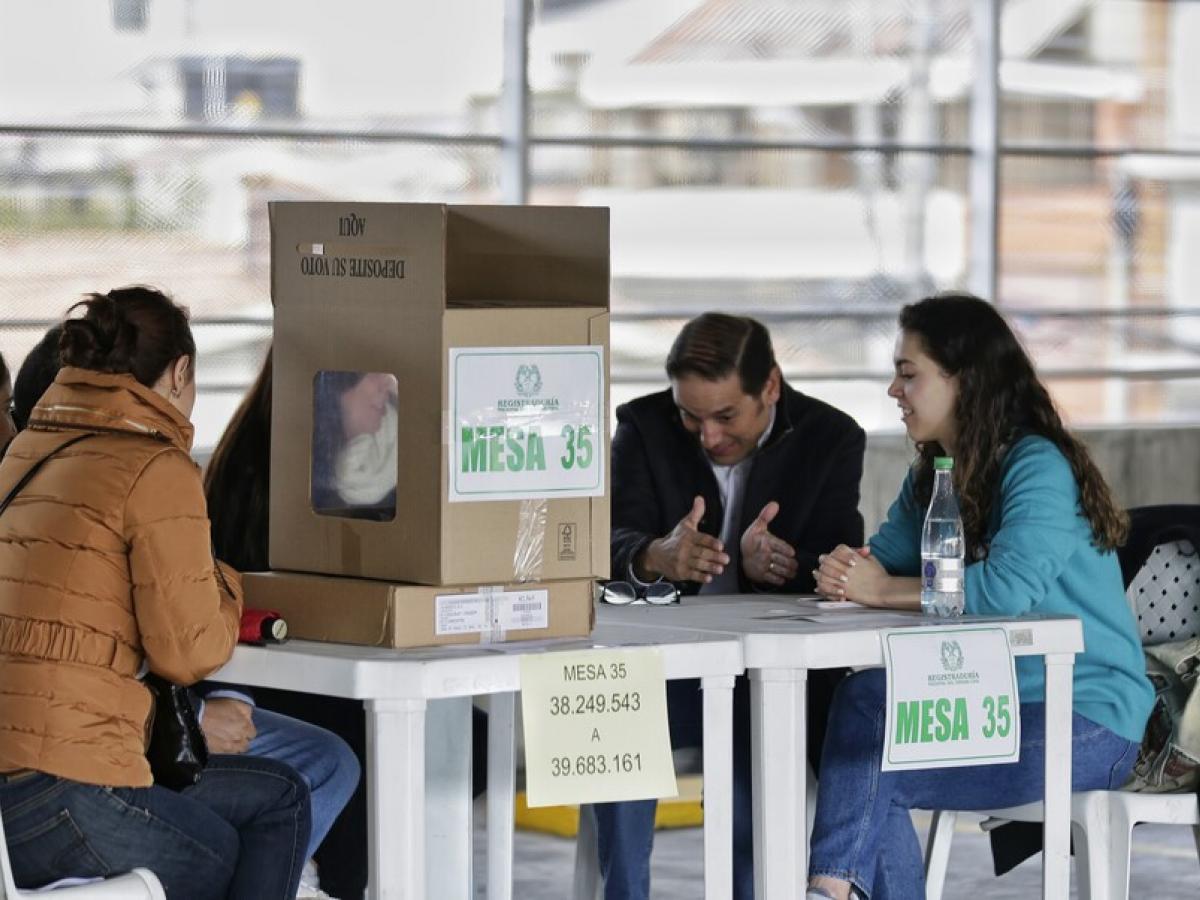 [AUDIO] Inicia la elección de jurados de votación en el Huila
