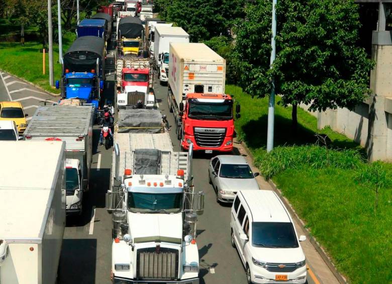 [AUDIO] Se levantan los bloqueos del paro camionero en el Huila
