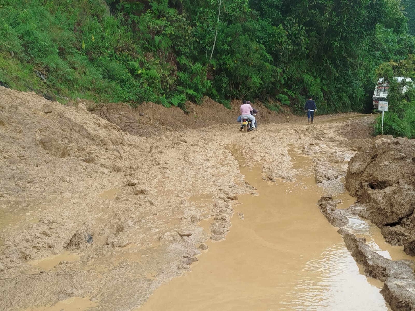 Lluvias desatan 14 emergencias en el Huila
