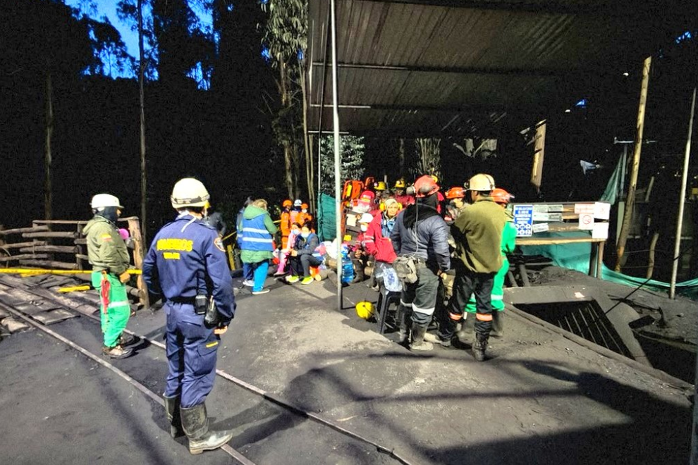 Los rescatistas mantienen la operación en las minas de Sutatausa