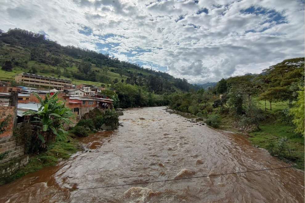 Alerta roja en la región del Tequendama por crecientes súbitas
