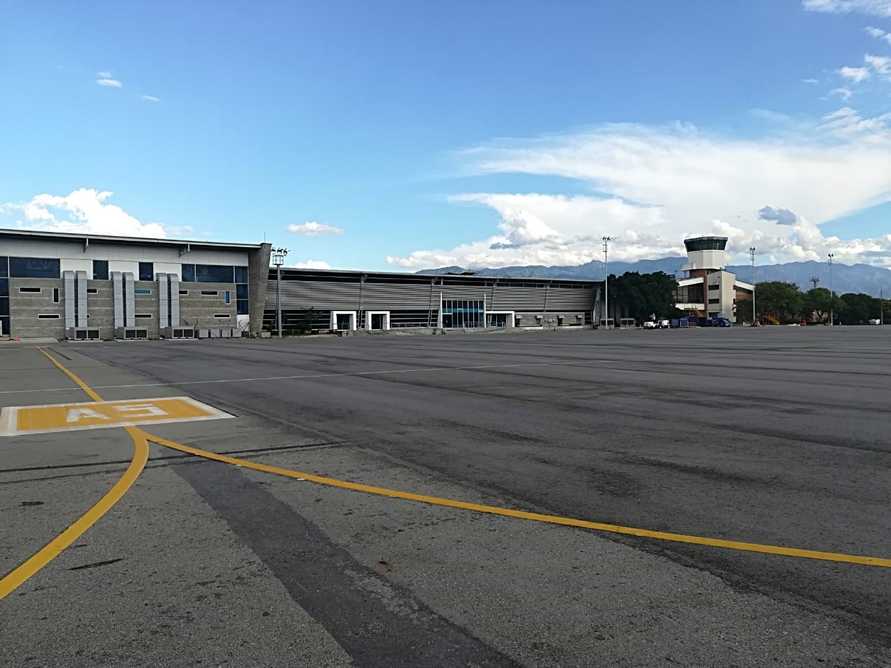 Se busca recuperar la pista del aeropuerto y ampliación de sala de espera