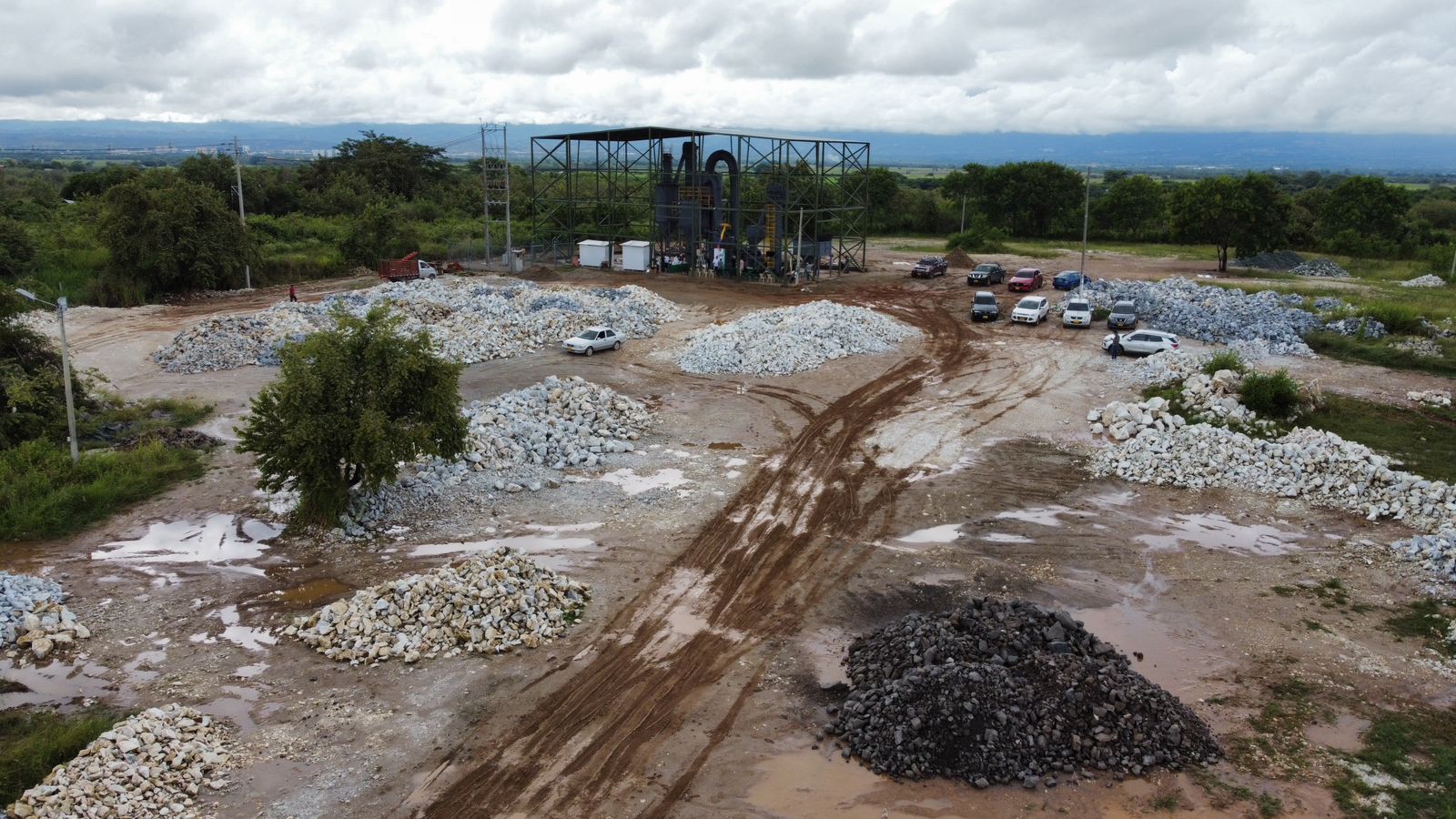 Se realizó la entrega oficial de la planta de trituración y molienda de rocas calcáreas