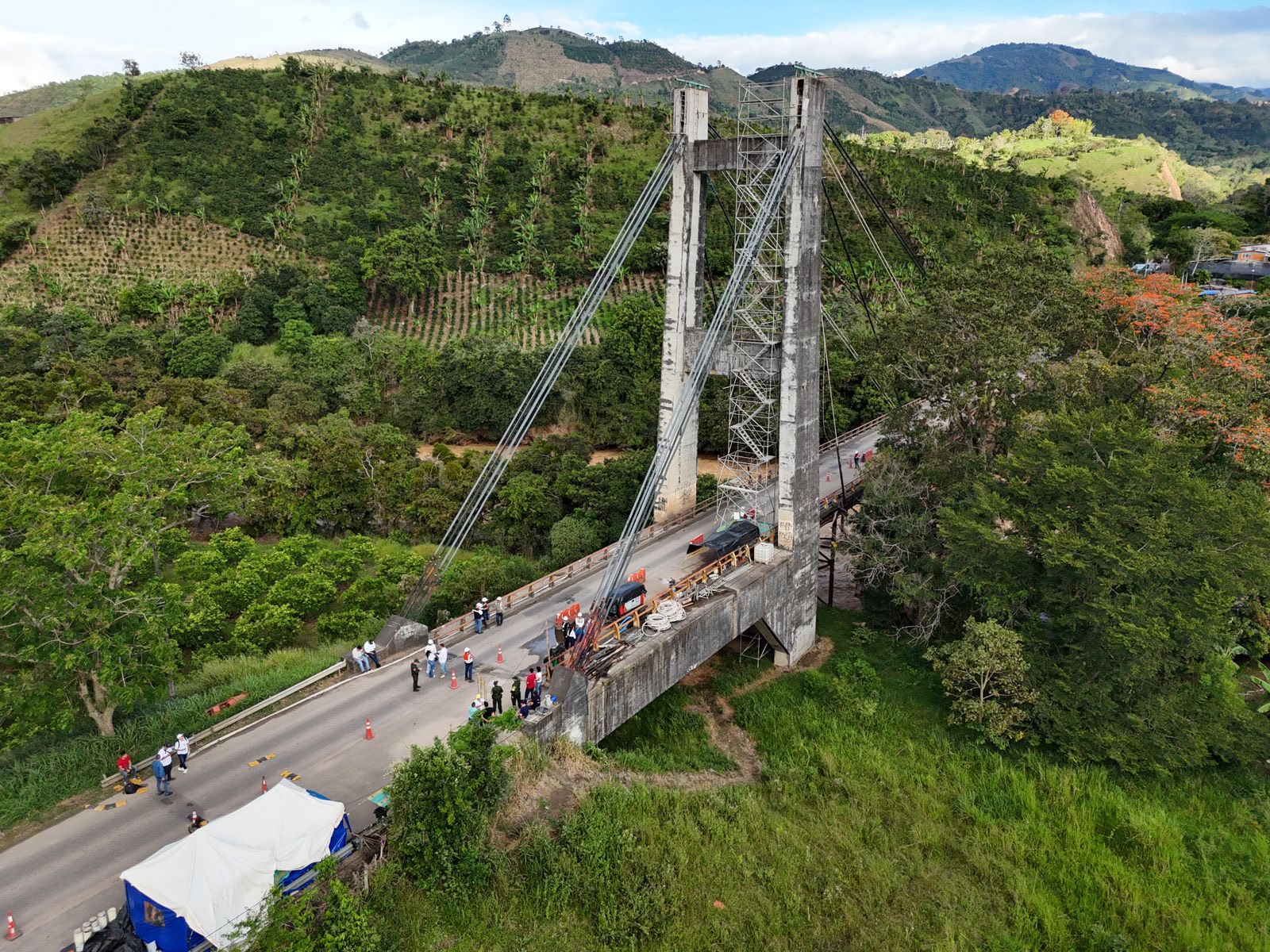 Inicia cierre del puente El Avispero y paso restringido por la ruta alterna Florencia – Gabinete – Guadalupe