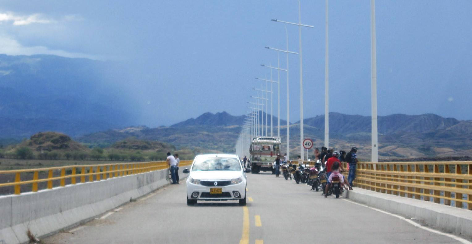 En el viaducto el Quimbo constantes robos